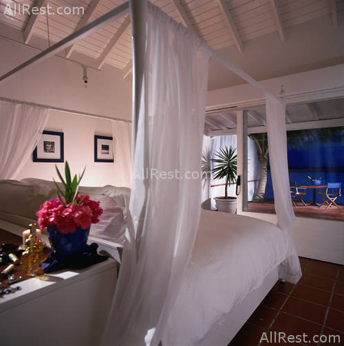The Beach House Barbuda 9